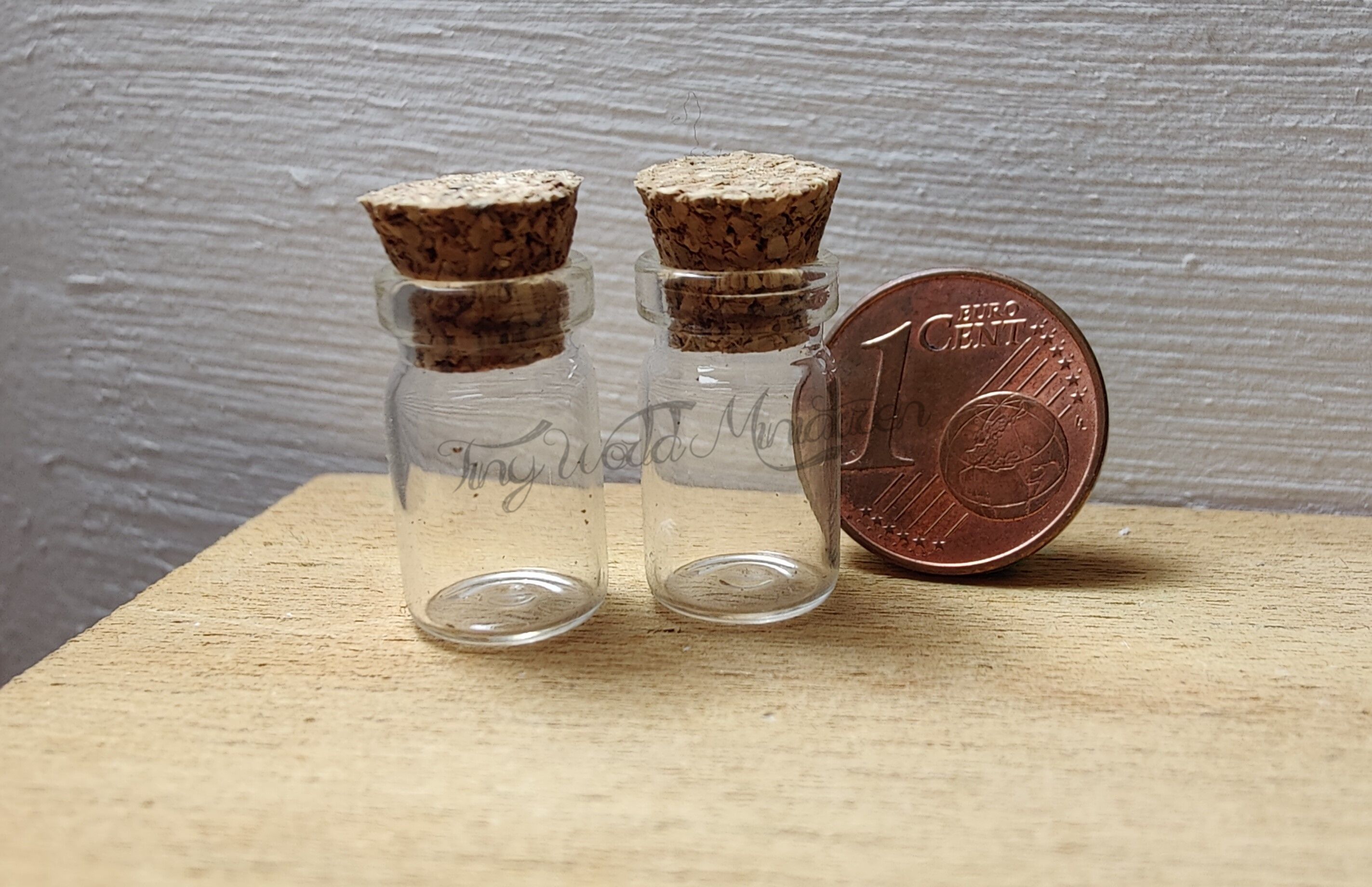 2 kleine Gläser mit Korken Puppenhaus