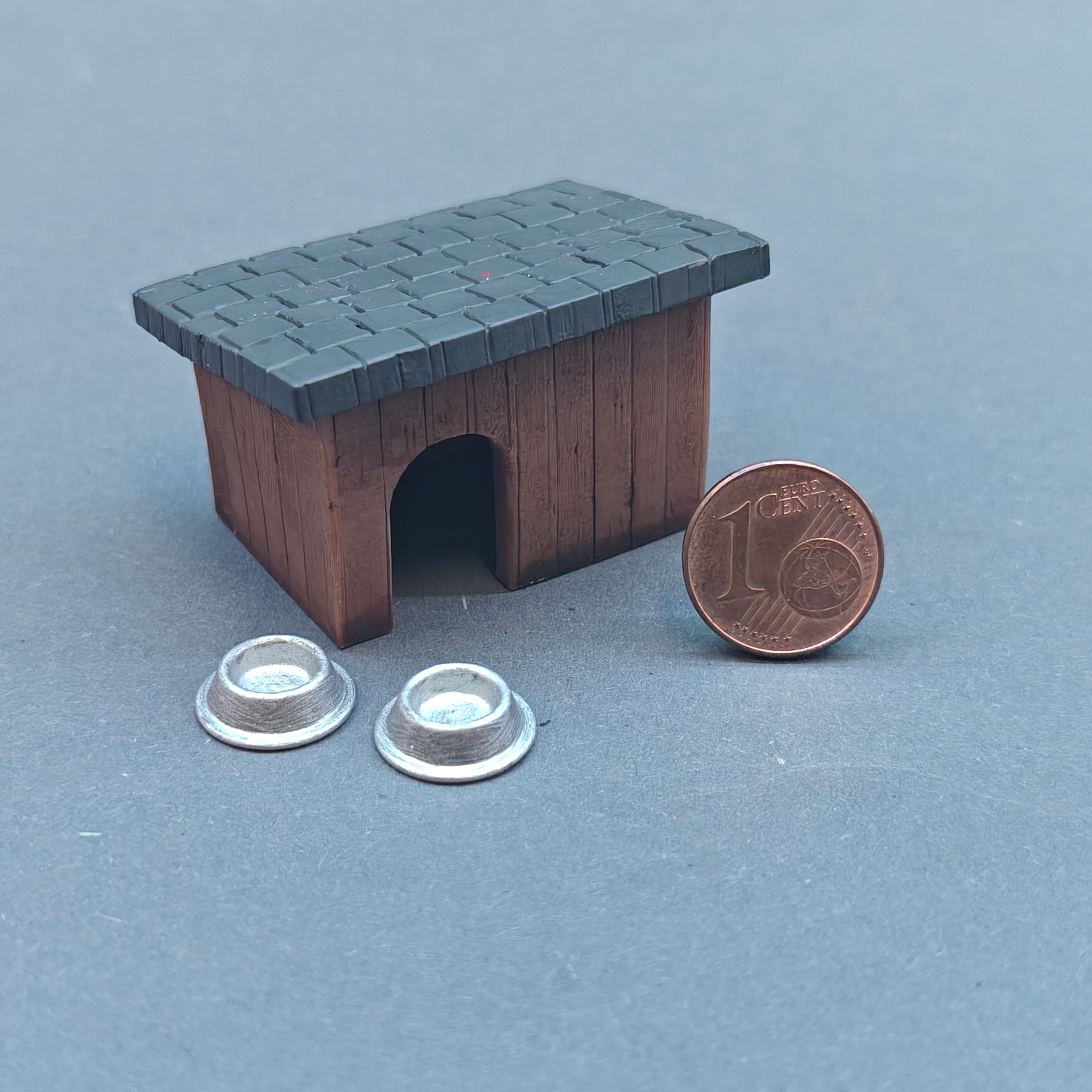 Hundehütte und Futternapf Gartenbahn