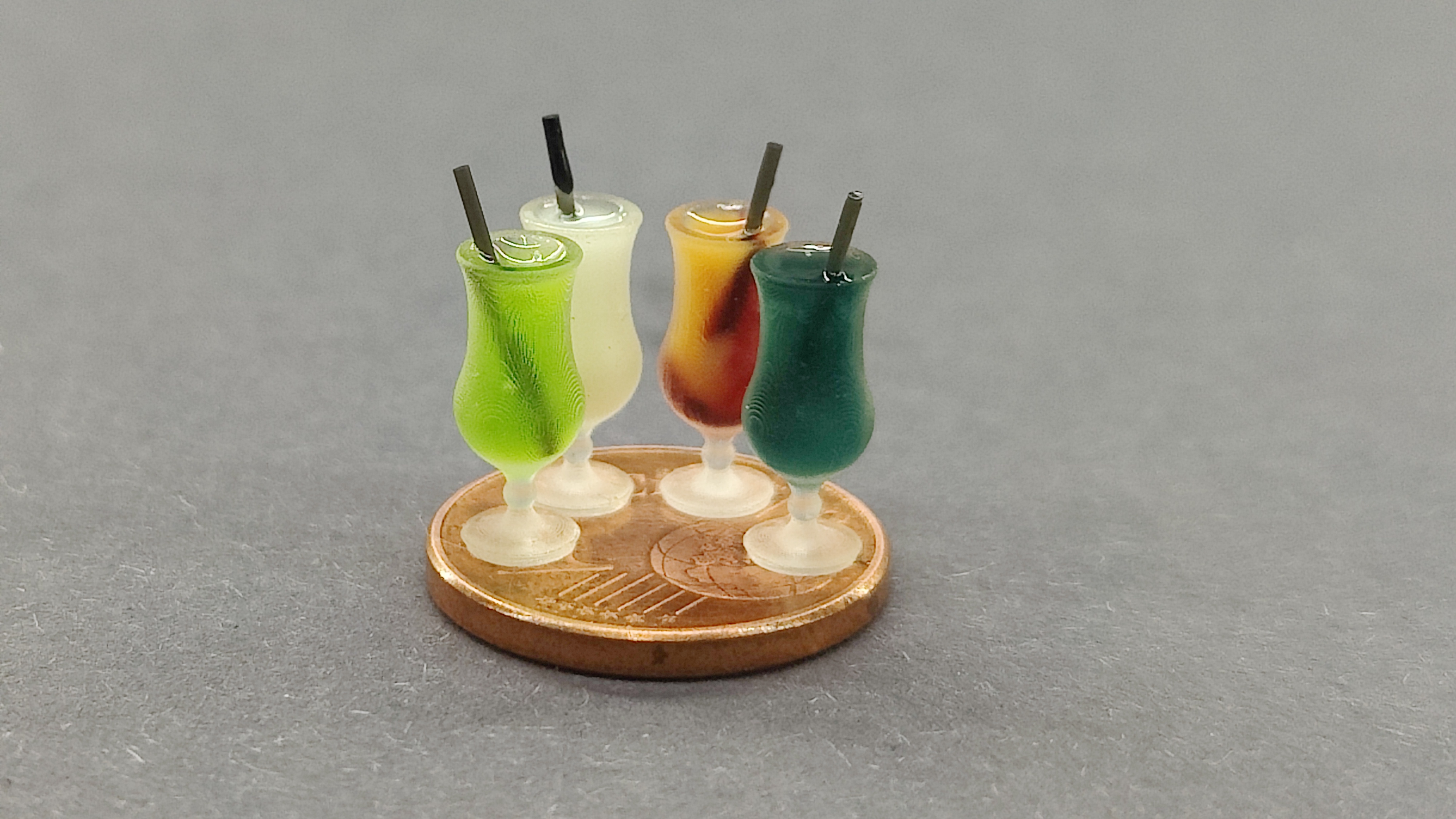 4 Cocktails Gartenbahn